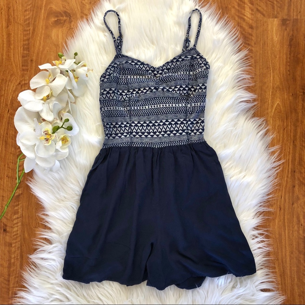 🚫SOLD🚫 Adorable Navy Aéropostale Romper